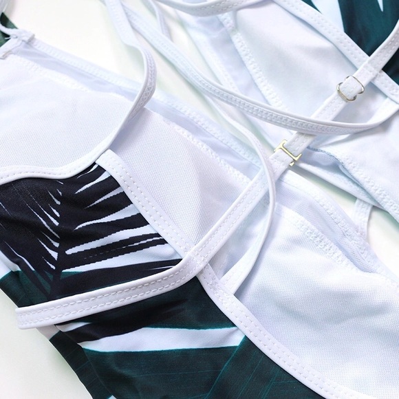 Palm Leaf Plunging V Monokini Swimsuit NEW - Picture 6 of 8